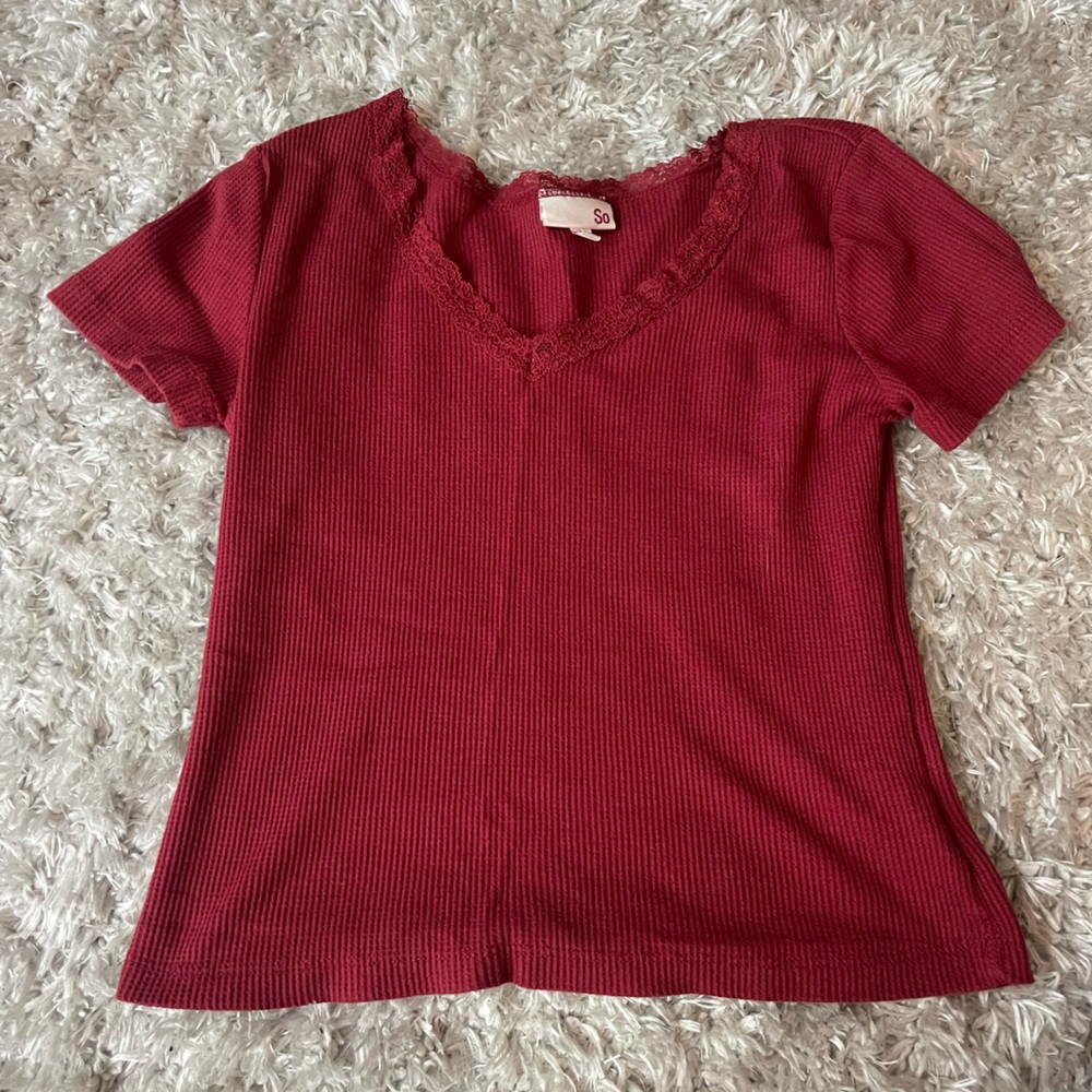 Red, cropped Tee Shirt